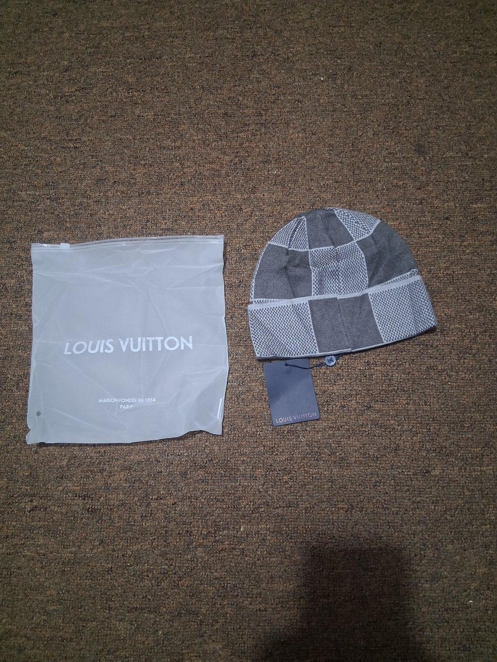 Louis Vuitton Men's Gray Checker Knit Beanie - Picture 2 of 2